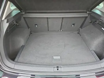 VW Tiguan 2.0 TDI Urban Sport DSG 4Motion NAVI AHK