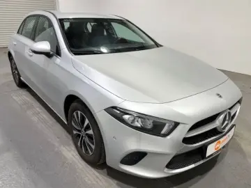MERCEDES-BENZ A 200 Style Automatik EU6d LED Navi Klima PDC