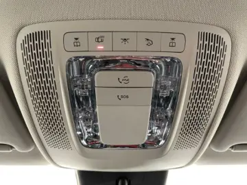 MERCEDES-BENZ A 200 Style Automatik EU6d LED Navi Klima PDC