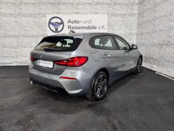 BMW 118 i Sport Line Automatik