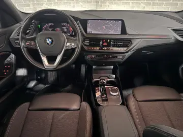 BMW 118 i Sport Line Automatik