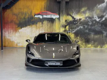 FERRARI F8 Tributo Coupé DCT LIFT~RACING SEATS~KAMERA