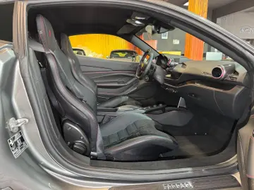 FERRARI F8 Tributo Coupé DCT LIFT~RACING SEATS~KAMERA