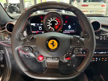 FERRARI F8 Tributo Coupé DCT LIFT~RACING SEATS~KAMERA