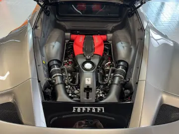FERRARI F8 Tributo Coupé DCT LIFT~RACING SEATS~KAMERA
