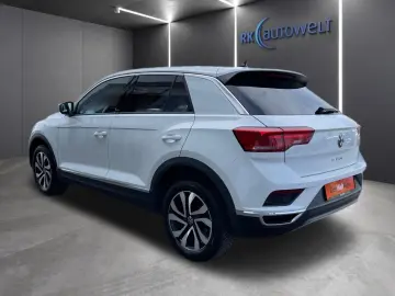 VW T-Roc Active 2.0 TDI DSG Navi PDCv h CarPlay BT