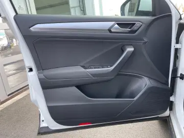 VW T-Roc Active 2.0 TDI DSG Navi PDCv h CarPlay BT