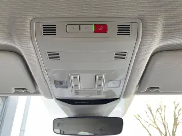 VW T-Roc Active 2.0 TDI DSG Navi PDCv h CarPlay BT