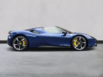 FERRARI SF90 Spider  Embleme Navi PDC Klima Leder