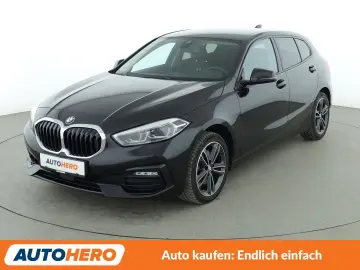 BMW 1er 118i Sport Line Aut. NAVI TEMPO LED PDC SHZ