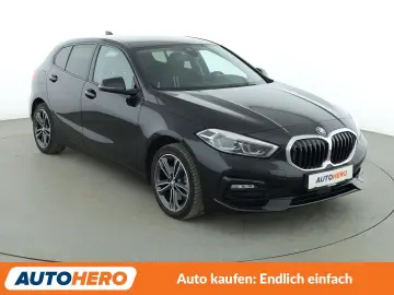 BMW 1er 118i Sport Line Aut. NAVI TEMPO LED PDC SHZ