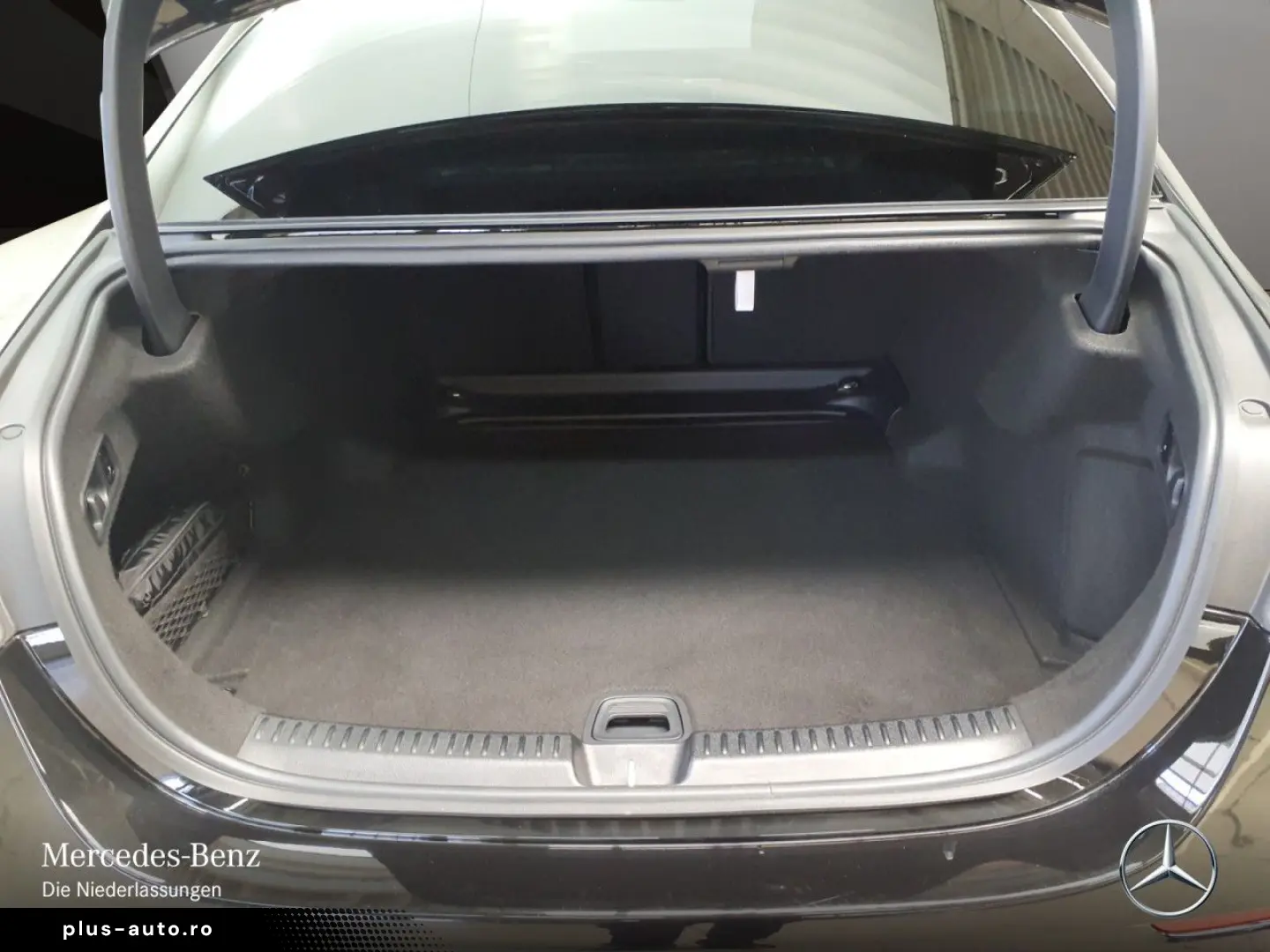 MERCEDES-BENZ E220d 4M Lim Excl Prem Ventilat 360 Burmester