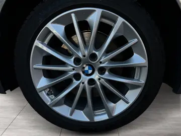 BMW 118i Hatch Advantage HiFi DAB LED WLAN Tempomat