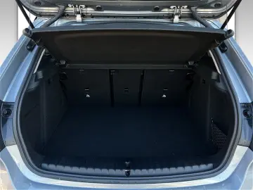 BMW 118i Hatch Advantage HiFi DAB LED WLAN Tempomat