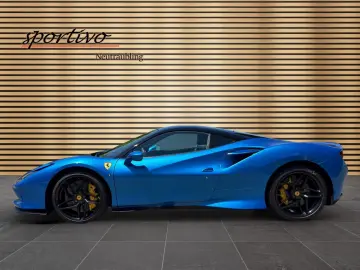 FERRARI F8 Tributo RacingSeats Lift JBL PassengerDisplay