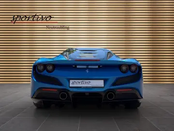 FERRARI F8 Tributo RacingSeats Lift JBL PassengerDisplay