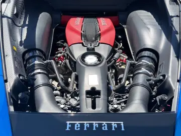 FERRARI F8 Tributo RacingSeats Lift JBL PassengerDisplay