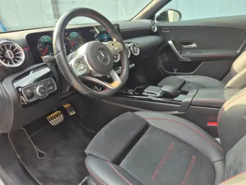 MERCEDES-BENZ A 220 4Matic Amg Pano Cam Ambiente Wide Spur