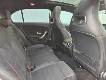 MERCEDES-BENZ A 220 4Matic Amg Pano Cam Ambiente Wide Spur