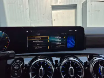 MERCEDES-BENZ A 220 4Matic Amg Pano Cam Ambiente Wide Spur