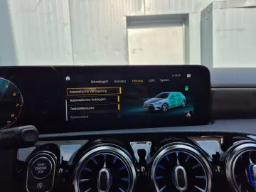 MERCEDES-BENZ A 220 4Matic Amg Pano Cam Ambiente Wide Spur