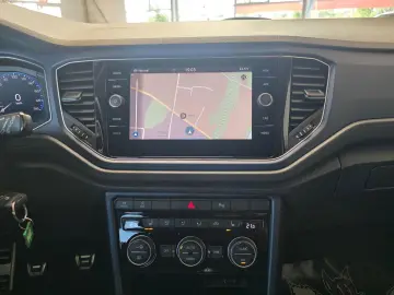 VW T-Roc 1.5 TSI United Virtual Navi DAB VZE