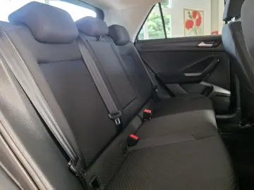 VW T-Roc 1.5 TSI United Virtual Navi DAB VZE