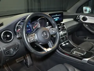 MERCEDES-BENZ GLC 300 e 4M Coupé AMG SD NAVI LED