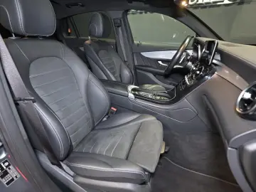 MERCEDES-BENZ GLC 300 e 4M Coupé AMG SD NAVI LED