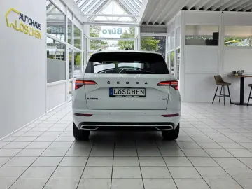 SKODA Karoq Sportline 4x4 AHK schwenkbar Leder Kamera