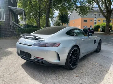 MERCEDES-BENZ AMG GT C