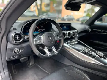 MERCEDES-BENZ AMG GT C