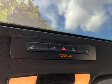 MERCEDES-BENZ AMG GT C