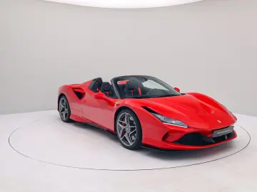 FERRARI F8 Spider