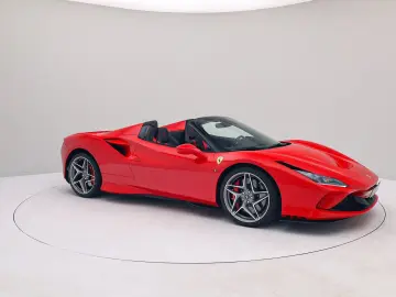 FERRARI F8 Spider