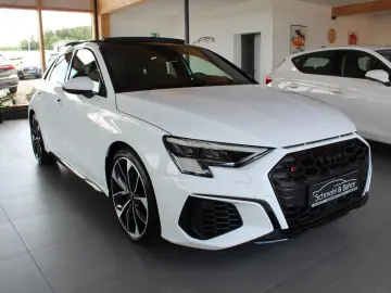 AUDI S3 Sportback 2.0 TFSI quattro PANO MATRIX VIRT