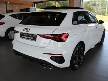 AUDI S3 Sportback 2.0 TFSI quattro PANO MATRIX VIRT