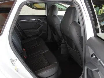 AUDI S3 Sportback 2.0 TFSI quattro PANO MATRIX VIRT