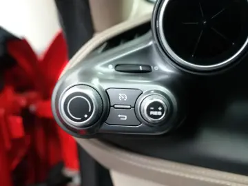 FERRARI F8 Tributo LIFT CAMERA PDC FULL ELECTRIC SEATS