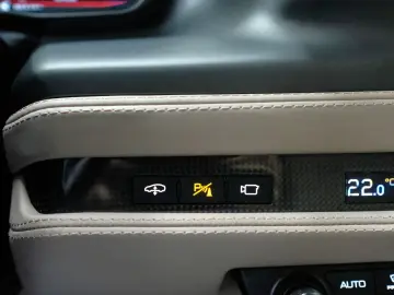 FERRARI F8 Tributo LIFT CAMERA PDC FULL ELECTRIC SEATS