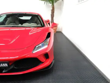 FERRARI F8 Tributo LIFT CAMERA PDC FULL ELECTRIC SEATS