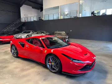 FERRARI F8 Tributo LIFT JBL CARBON EXTERIEUR INTERIEUR