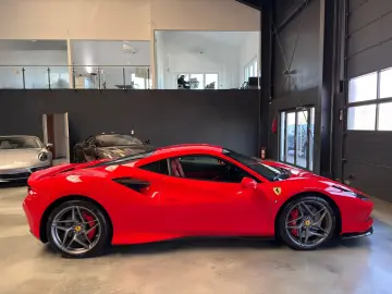 FERRARI F8 Tributo LIFT JBL CARBON EXTERIEUR INTERIEUR