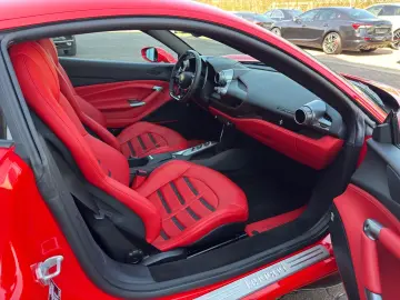 FERRARI F8 Tributo LIFT JBL CARBON EXTERIEUR INTERIEUR