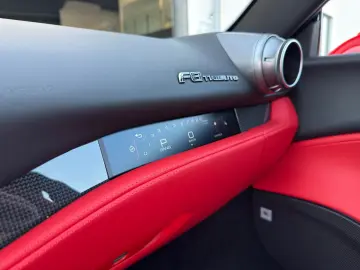 FERRARI F8 Tributo LIFT JBL CARBON EXTERIEUR INTERIEUR