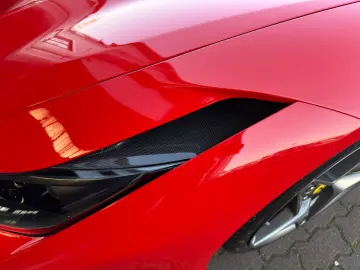 FERRARI F8 Tributo LIFT JBL CARBON EXTERIEUR INTERIEUR