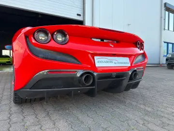 FERRARI F8 Tributo LIFT JBL CARBON EXTERIEUR INTERIEUR