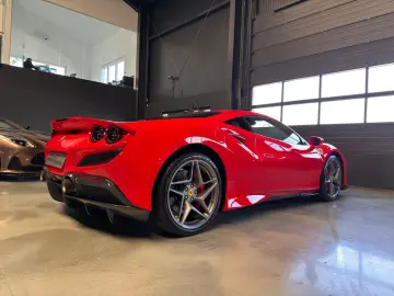 FERRARI F8 Tributo LIFT JBL CARBON EXTERIEUR INTERIEUR