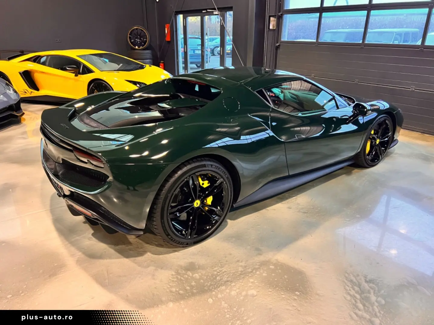FERRARI 296 GTB VERDE BRITISH GREEN LIFT RACING SEATS
