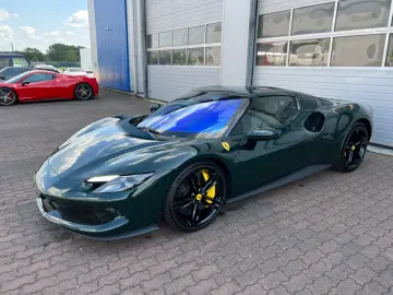 FERRARI 296 GTB VERDE BRITISH GREEN LIFT RACING SEATS